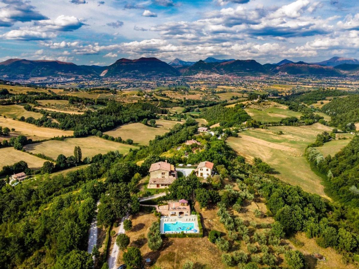 Agriturismo Casalta Gubbio Bagian luar foto