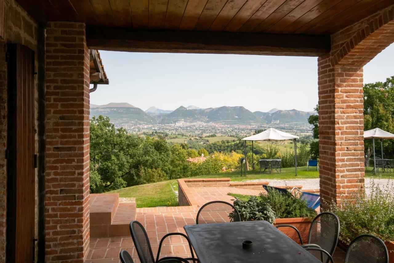 Agriturismo Casalta Gubbio Bagian luar foto