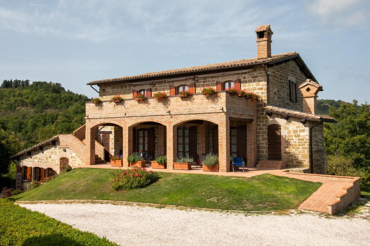 Agriturismo Casalta Gubbio Bagian luar foto