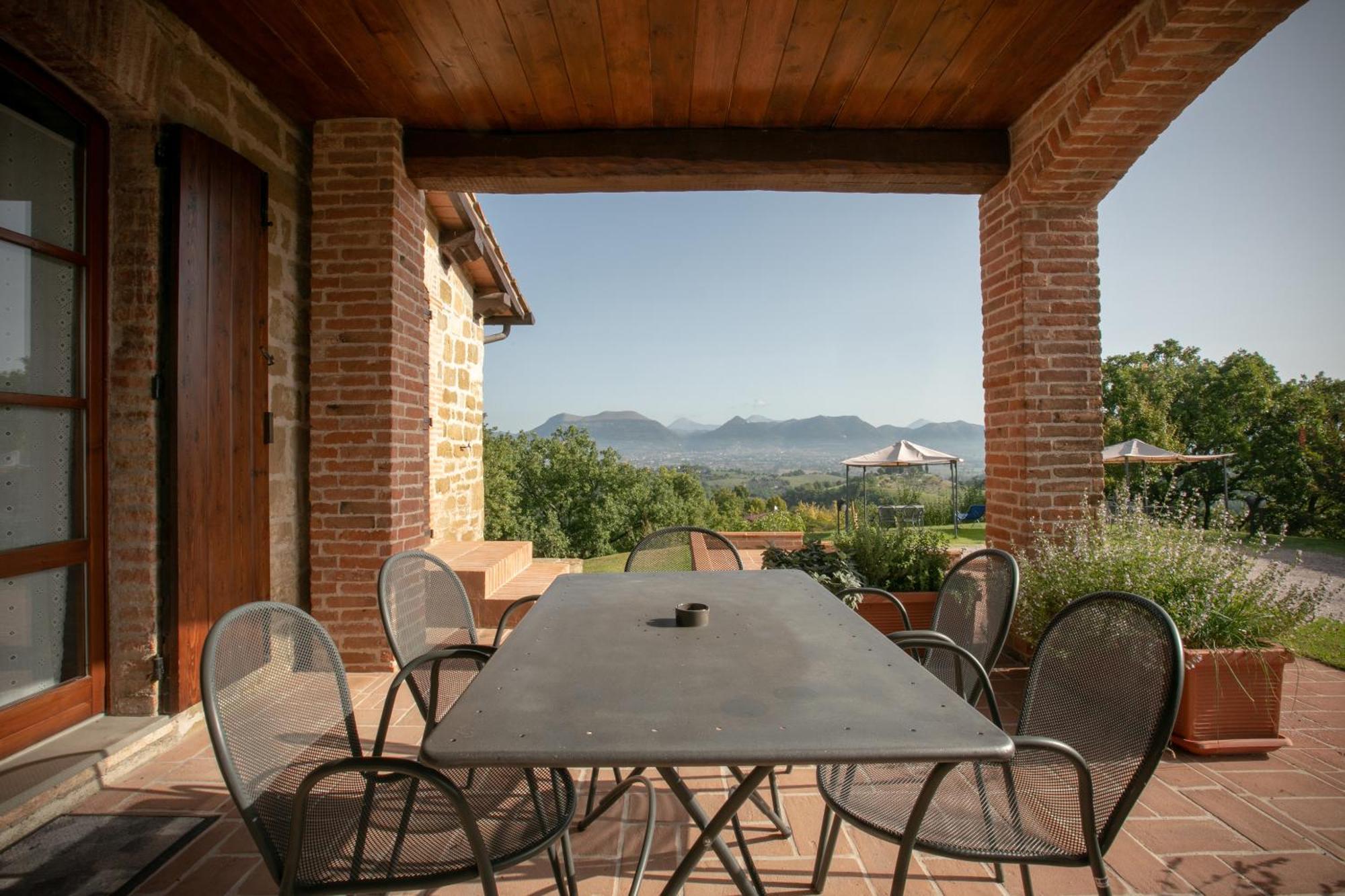 Agriturismo Casalta Gubbio Ruang foto